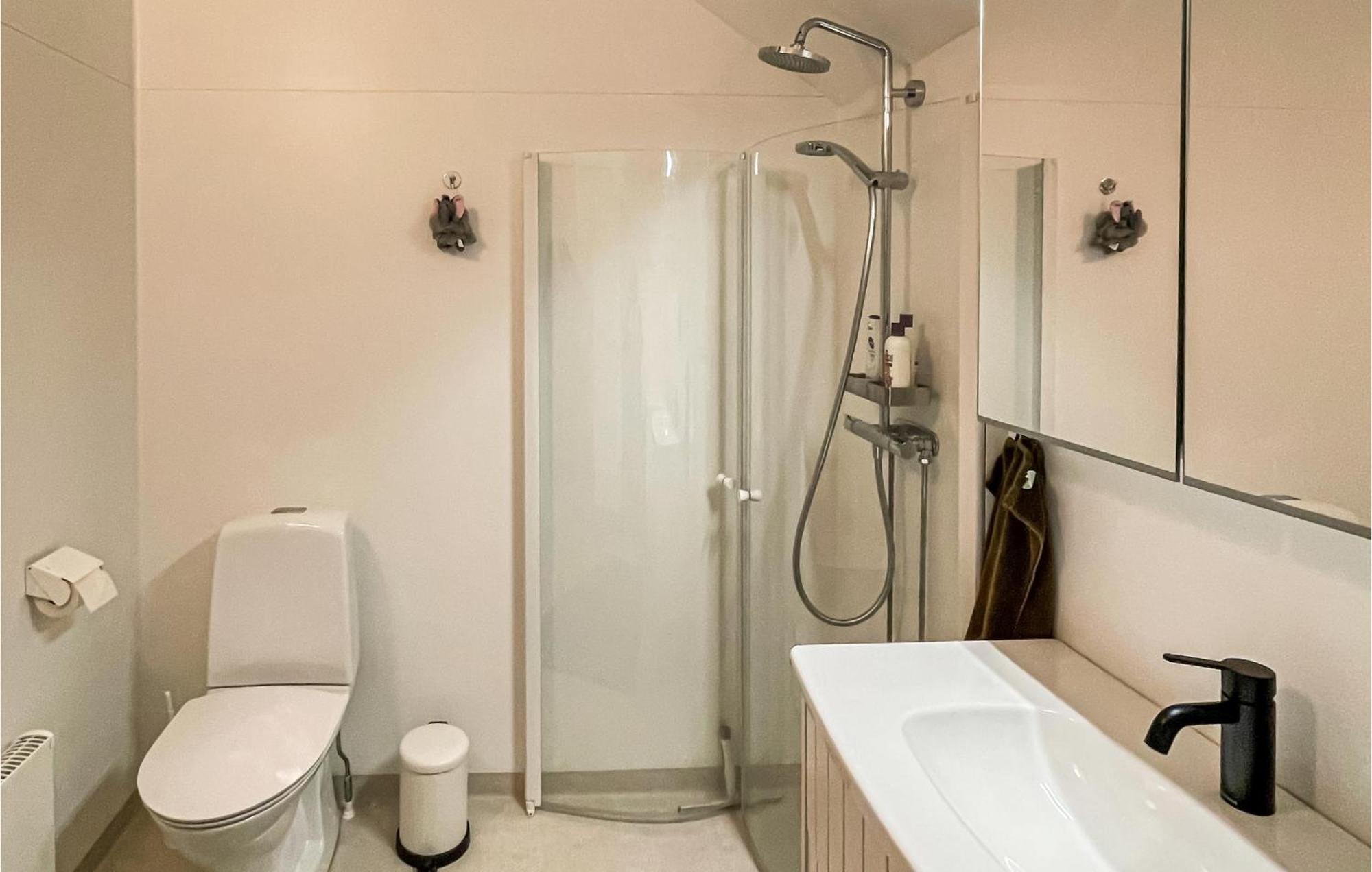 1 Bedroom Lovely Home In Moensteras المظهر الخارجي الصورة